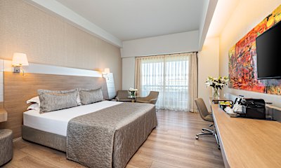 Deluxe Deniz Manzaralı -  Balkonlu